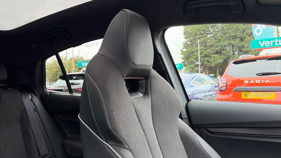 Skoda Enyaq 210kW 85x Sportline 82kWh 4x4 5dr Auto Electric - Image 24
