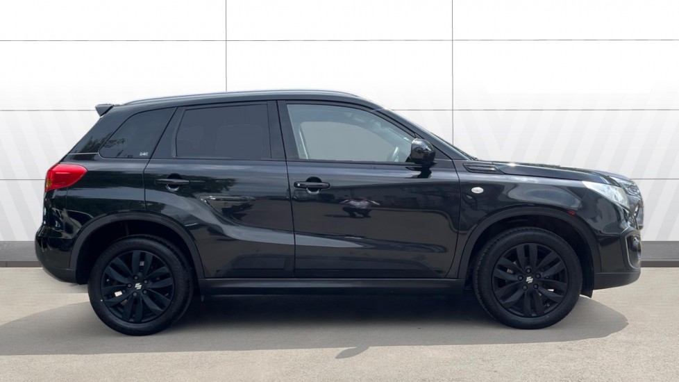 Suzuki Vitara 1.6 SZ-T Kuro 5dr Petrol Estate - Image 5