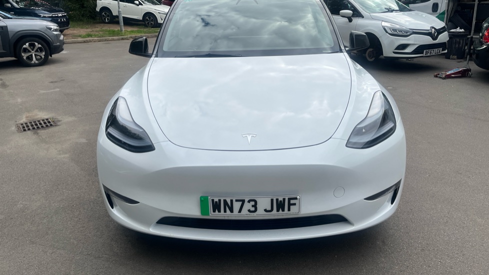 Tesla Model Y Performance AWD 5dr Auto Electric Hatchback - Image 8
