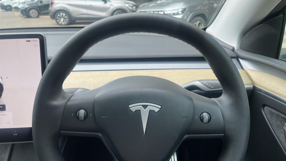 Tesla Model Y Performance AWD 5dr Auto Electric Hatchback - Image 18