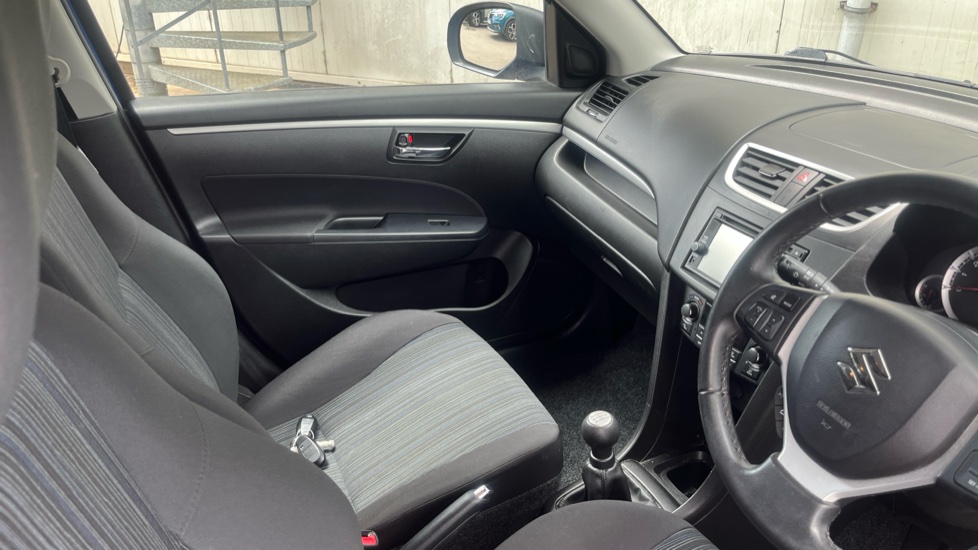 Suzuki Swift 1.2 SZ4 [Nav] 5dr Petrol Hatchback - Image 14
