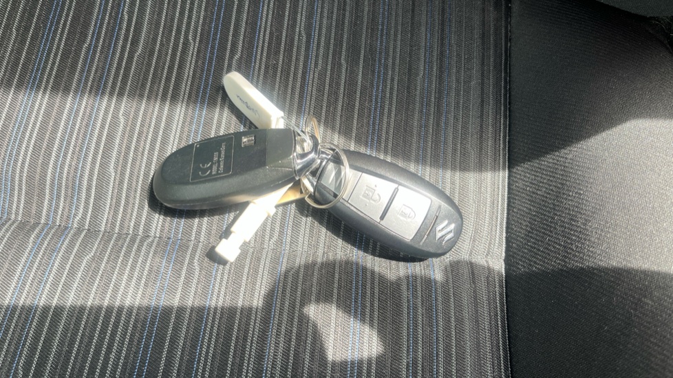 Suzuki Swift 1.2 SZ4 [Nav] 5dr Petrol Hatchback - Image 20