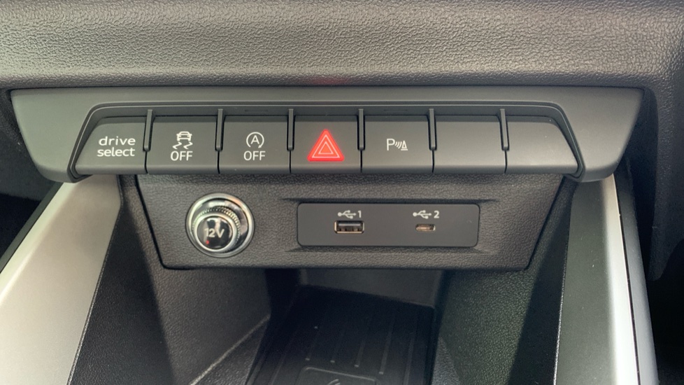 Audi A1 30 TFSI Citycarver 5dr S Tronic Petrol Hatchback - Image 36