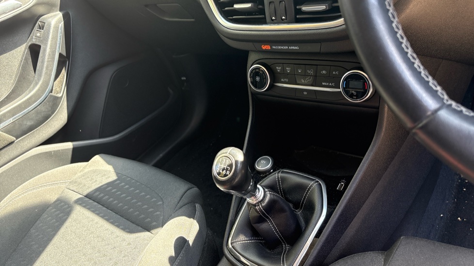 Ford Fiesta 1.0 EcoBoost 125 Titanium 5dr Petrol Hatchback - Image 13