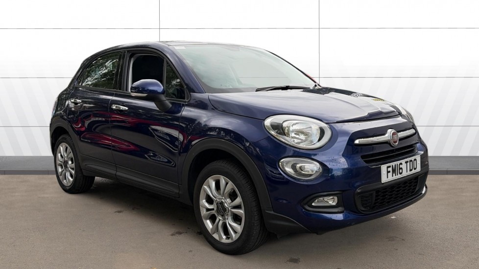 Fiat 500X 1.6 E-torQ Pop Star 5dr [Start Stop] Petrol Hatchback - Image 1