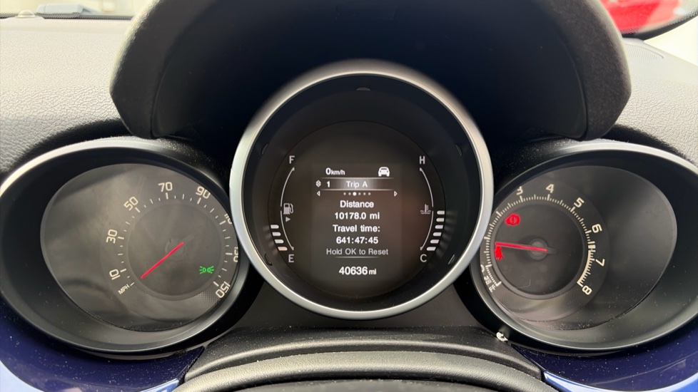 Fiat 500X 1.6 E-torQ Pop Star 5dr [Start Stop] Petrol Hatchback - Image 17