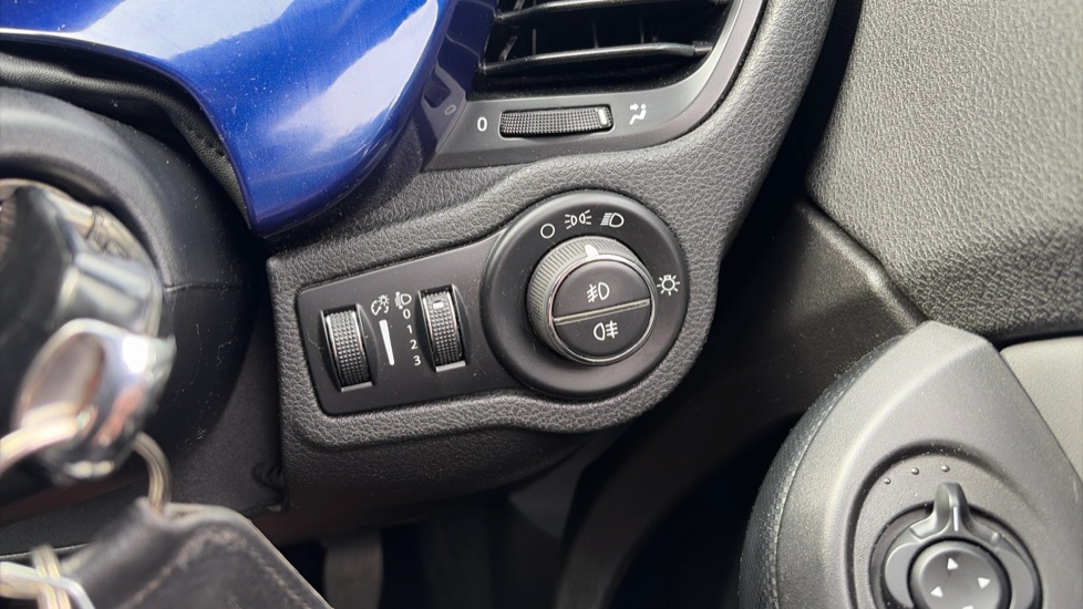 Fiat 500X 1.6 E-torQ Pop Star 5dr [Start Stop] Petrol Hatchback - Image 20