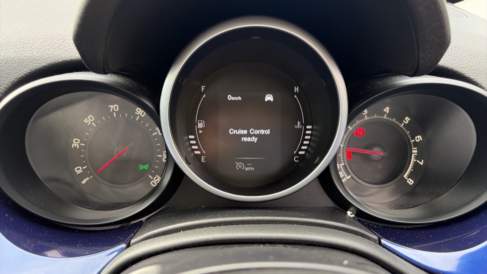 Fiat 500X 1.6 E-torQ Pop Star 5dr [Start Stop] Petrol Hatchback - Image 22