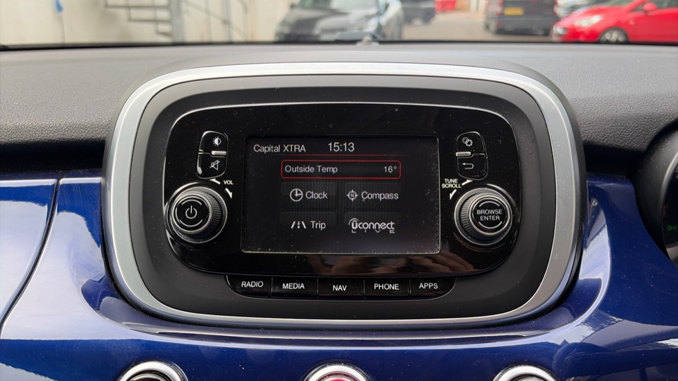 Fiat 500X 1.6 E-torQ Pop Star 5dr [Start Stop] Petrol Hatchback - Image 29