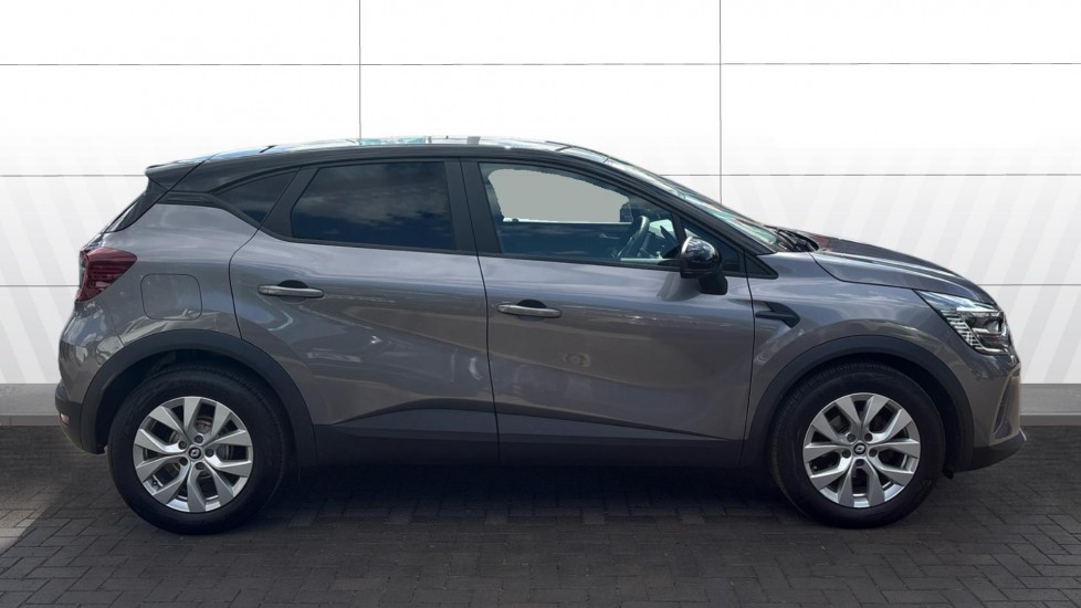 Renault Captur 1.0 TCE 90 Iconic Edition 5dr Petrol Hatchback - Image 5