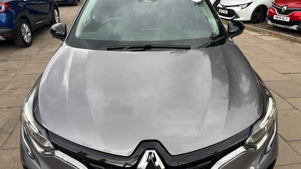 Renault Captur 1.0 TCE 90 Iconic Edition 5dr Petrol Hatchback - Image 8
