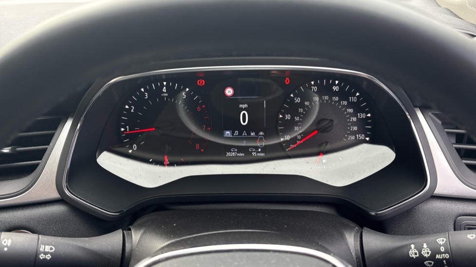 Renault Captur 1.0 TCE 90 Iconic Edition 5dr Petrol Hatchback - Image 18
