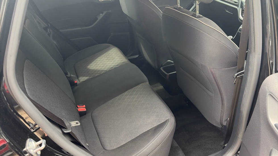 Ford Fiesta 1.0 EcoBoost 125 Active 1 5dr Petrol Hatchback - Image 14