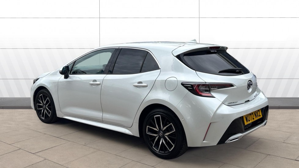 Toyota Corolla 2.0 VVT-i Hybrid Design 5dr CVT Hybrid Hatchback - Image 2
