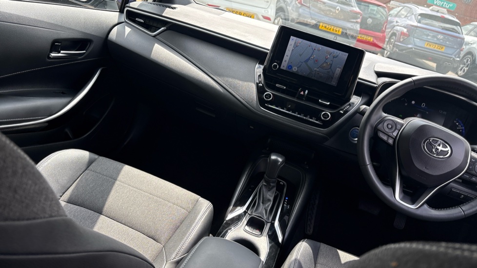 Toyota Corolla 2.0 VVT-i Hybrid Design 5dr CVT Hybrid Hatchback - Image 14