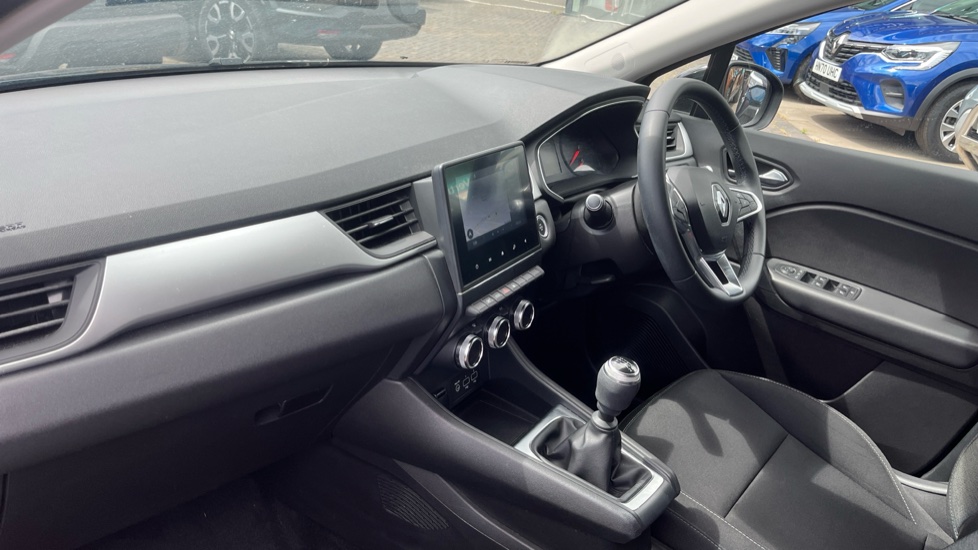 Renault Captur 1.0 TCE 90 Iconic 5dr Petrol Hatchback - Image 9
