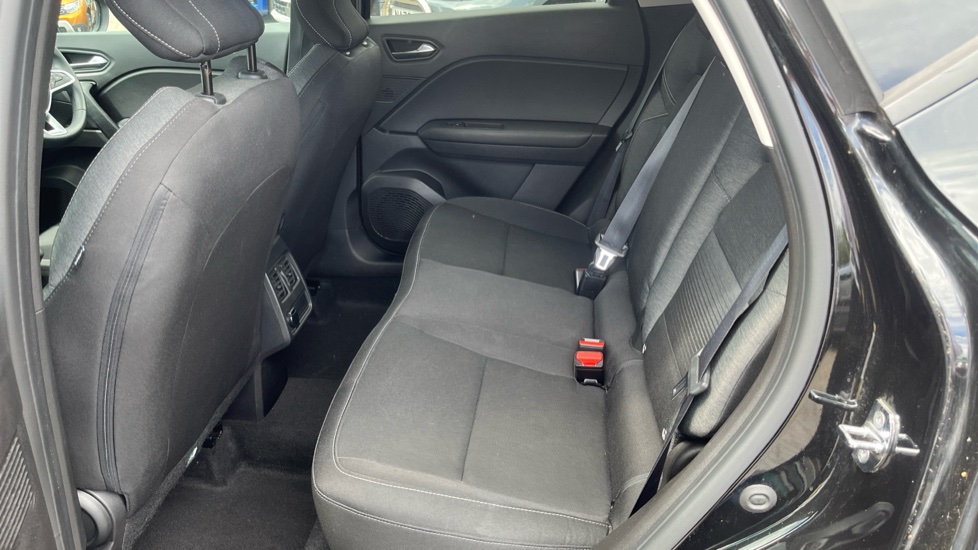 Renault Captur 1.0 TCE 90 Iconic 5dr Petrol Hatchback - Image 16
