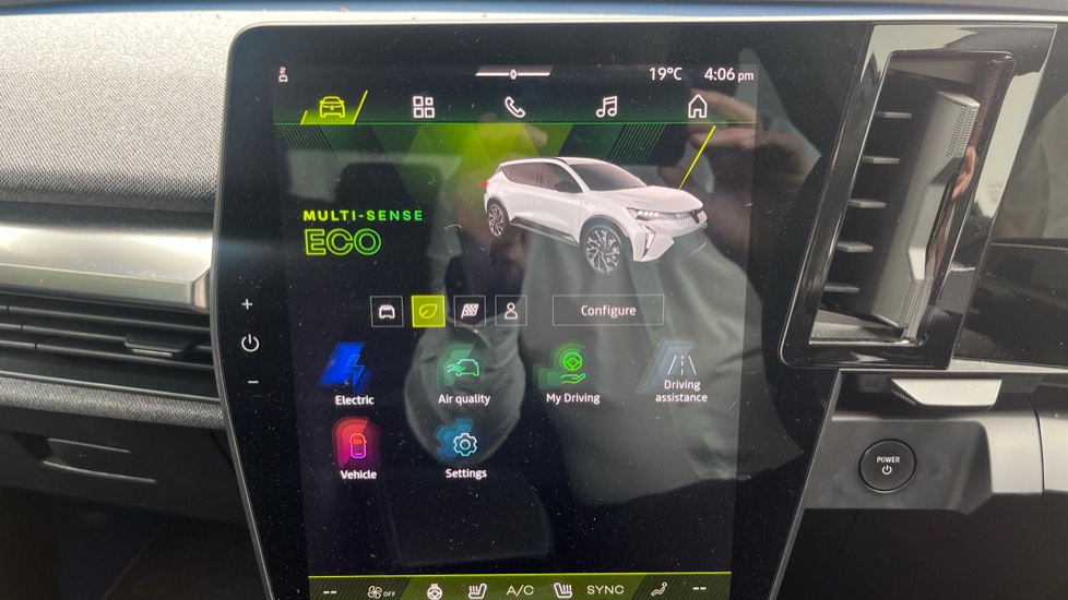 Renault Scenic E-Tech 160kW Esprit Alpine 87kWh Long Range 5dr Auto Electric Estate - Image 22