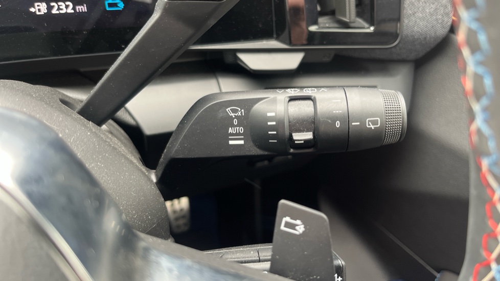 Renault Scenic E-Tech 160kW Esprit Alpine 87kWh Long Range 5dr Auto Electric Estate - Image 33