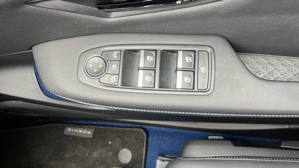 Renault Scenic E-Tech 160kW Esprit Alpine 87kWh Long Range 5dr Auto Electric Estate - Image 34