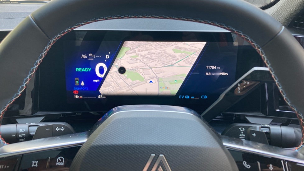 Renault Rafale E-Tech FHEV Iconic Esprit Alpine 5dr Auto 4C Hybrid Estate - Image 23