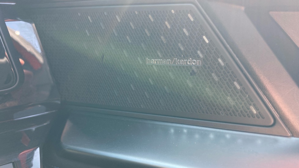 Renault Rafale E-Tech FHEV Iconic Esprit Alpine 5dr Auto 4C Hybrid Estate - Image 31