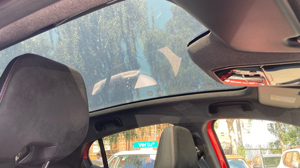 Renault Rafale E-Tech FHEV Iconic Esprit Alpine 5dr Auto 4C Hybrid Estate - Image 37