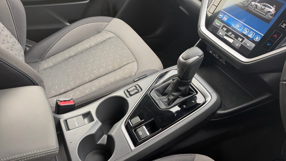 Subaru Crosstrek 2.0i e-Boxer Limited 5dr Lineartronic Hybrid Hatchback - Image 13