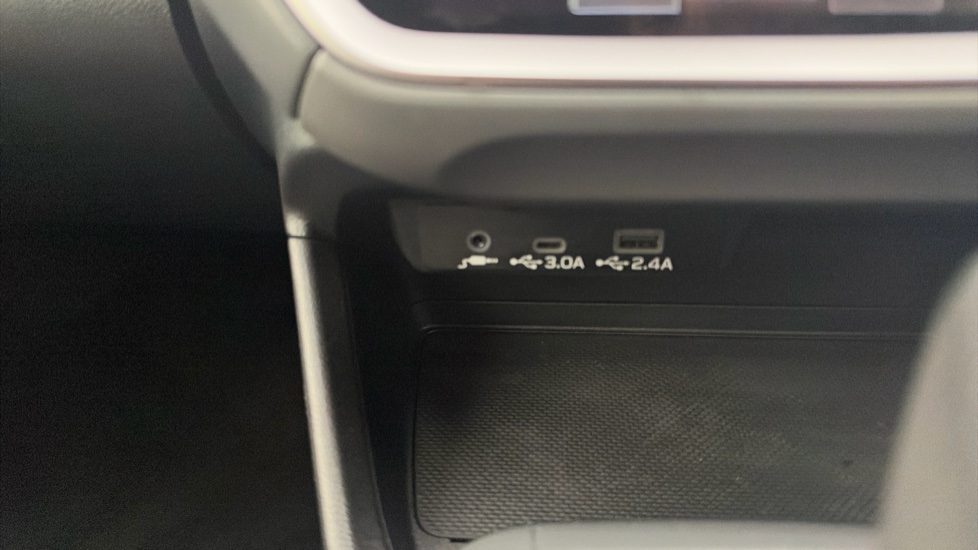 Subaru Crosstrek 2.0i e-Boxer Limited 5dr Lineartronic Hybrid Hatchback - Image 24