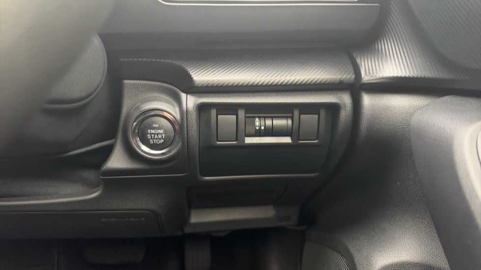 Subaru Crosstrek 2.0i e-Boxer Limited 5dr Lineartronic Hybrid Hatchback - Image 26