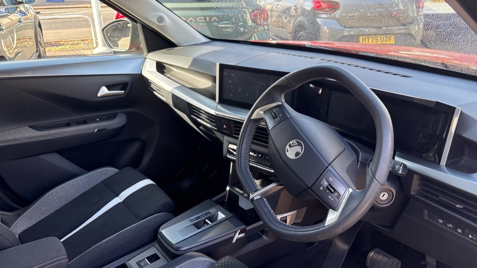 Vauxhall Frontera 83kW GS 44kWh 5dr Auto Electric Estate - Image 11