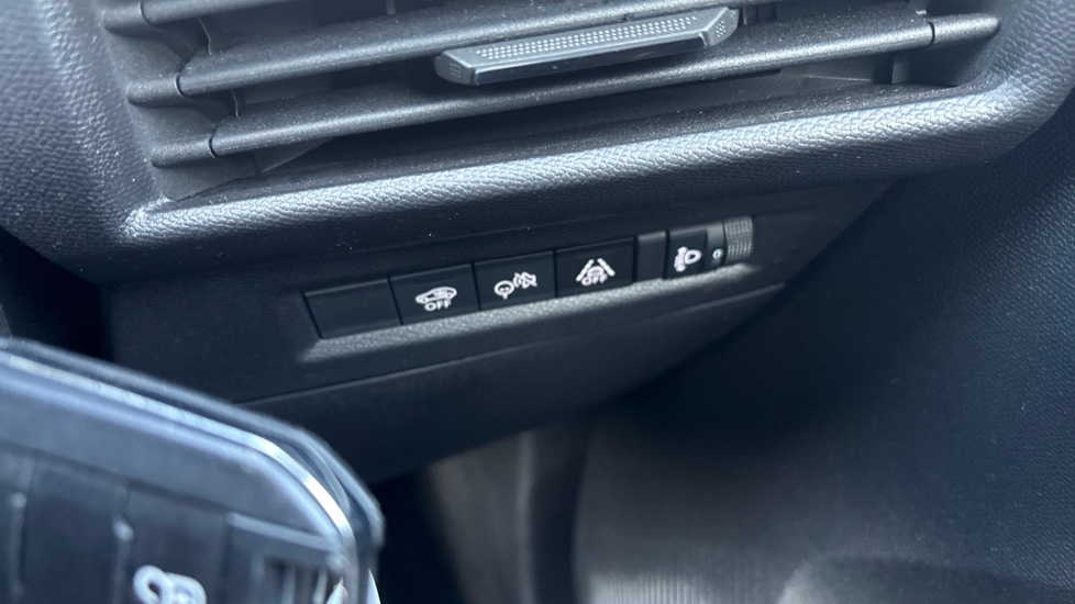 Vauxhall Frontera 83kW GS 44kWh 5dr Auto Electric Estate - Image 32