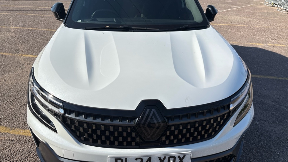 Renault Austral E-Tech FHEV Techno Esprit Alpine 5dr Auto Hybrid Estate - Image 8
