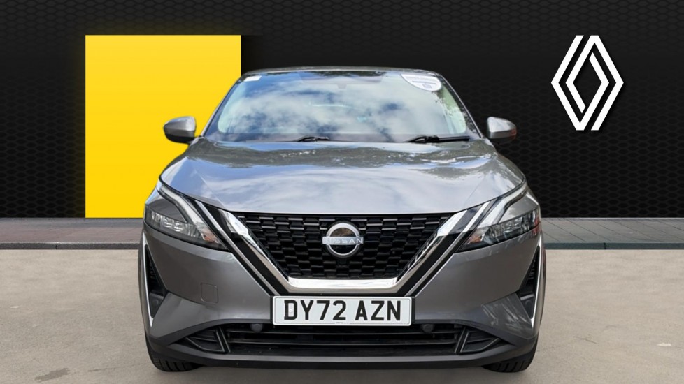 Nissan Qashqai 1.3 DiG-T MH 158 Acenta Premium 5dr Xtronic Petrol Hatchback - Image 3