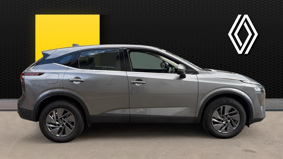 Nissan Qashqai 1.3 DiG-T MH 158 Acenta Premium 5dr Xtronic Petrol Hatchback - Image 5