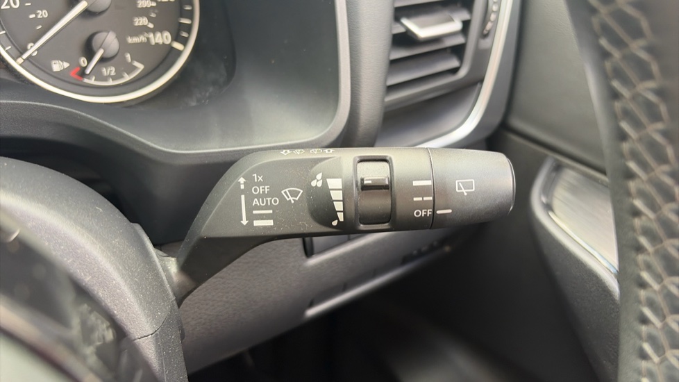 Nissan Qashqai 1.3 DiG-T MH 158 Acenta Premium 5dr Xtronic Petrol Hatchback - Image 18