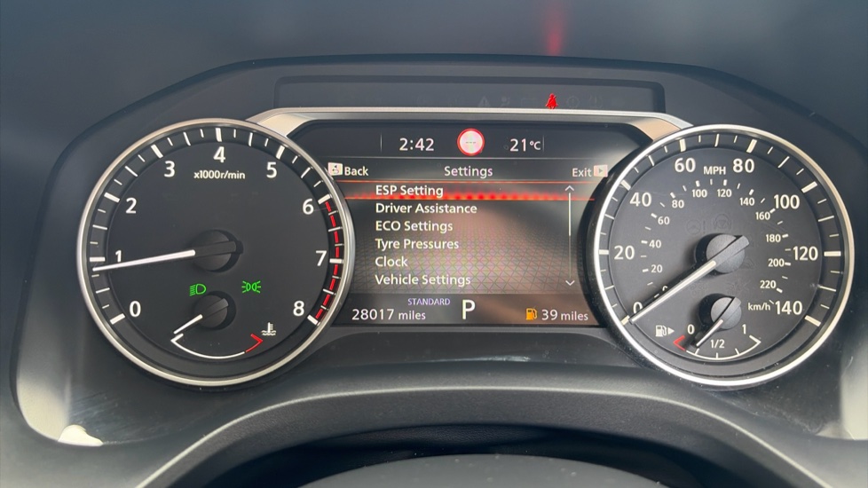 Nissan Qashqai 1.3 DiG-T MH 158 Acenta Premium 5dr Xtronic Petrol Hatchback - Image 38