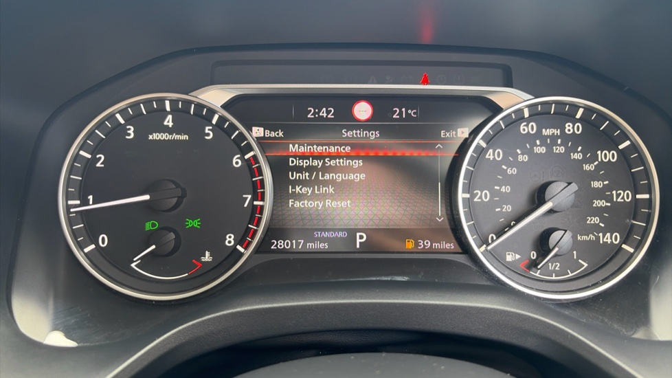 Nissan Qashqai 1.3 DiG-T MH 158 Acenta Premium 5dr Xtronic Petrol Hatchback - Image 39