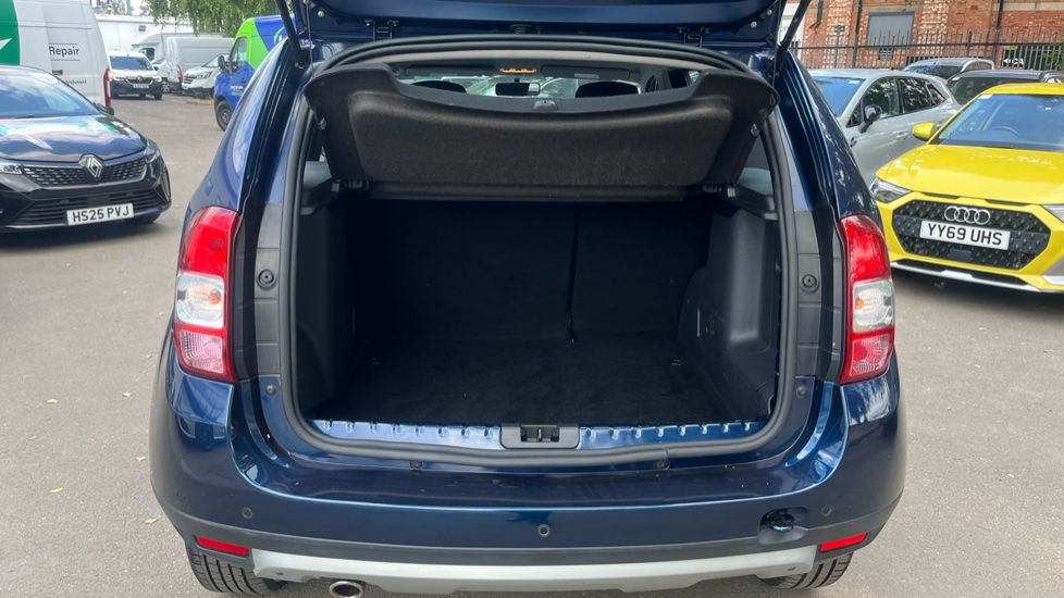 Dacia Duster 1.5 dCi 110 Prestige 5dr Diesel Estate - Image 4