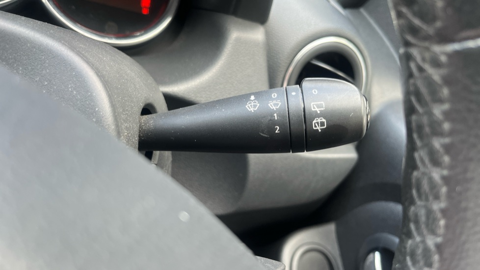 Dacia Duster 1.5 dCi 110 Prestige 5dr Diesel Estate - Image 32