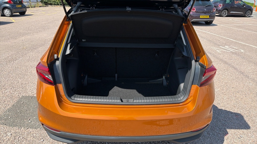 Skoda Fabia 1.0 TSI Colour Edition 5dr Petrol Hatchback - Image 4