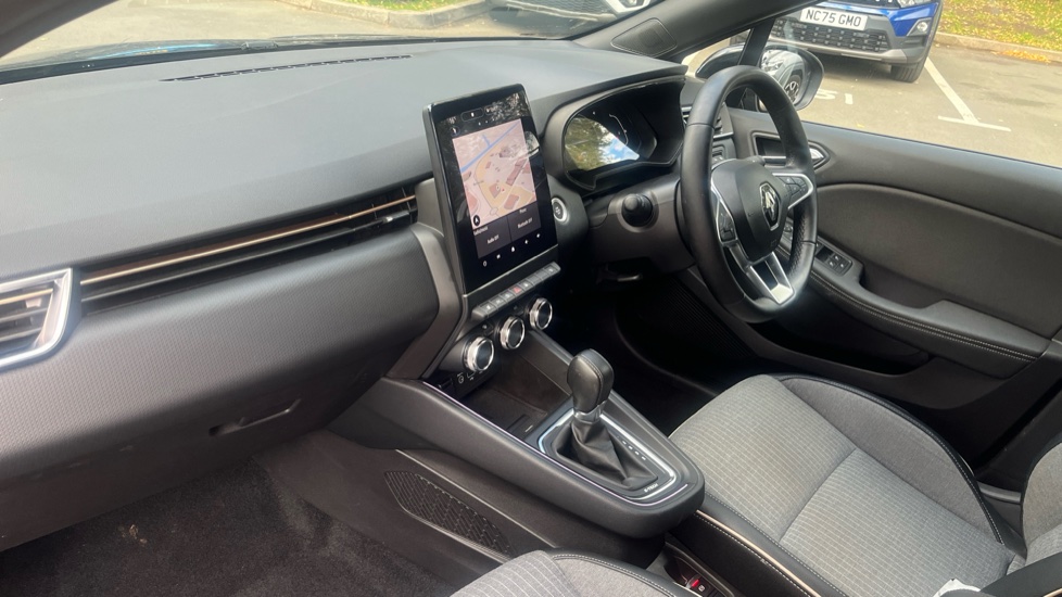 Renault Clio 1.6 E-TECH Hybrid 140 Lutecia SE 5dr Auto Hybrid Hatchback - Image 9