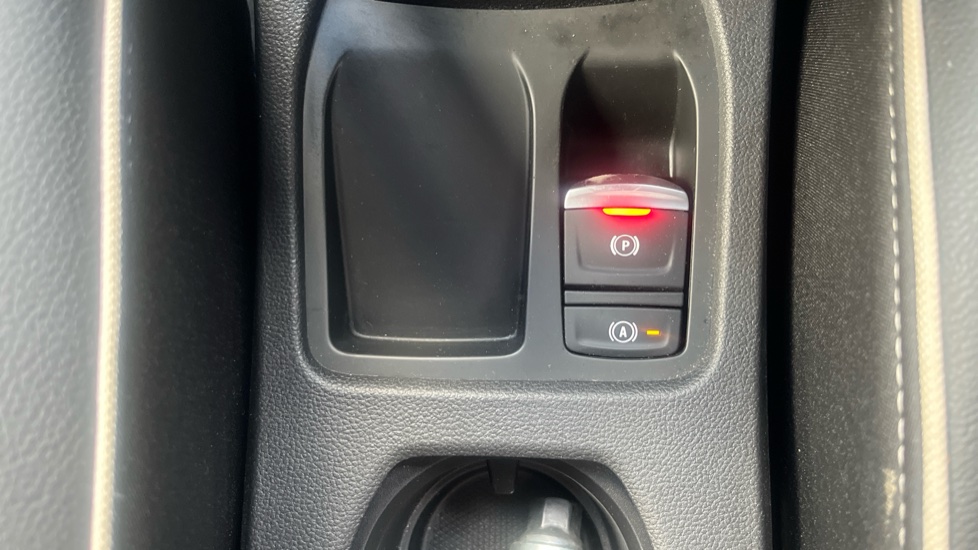 Renault Clio 1.6 E-TECH Hybrid 140 Lutecia SE 5dr Auto Hybrid Hatchback - Image 28
