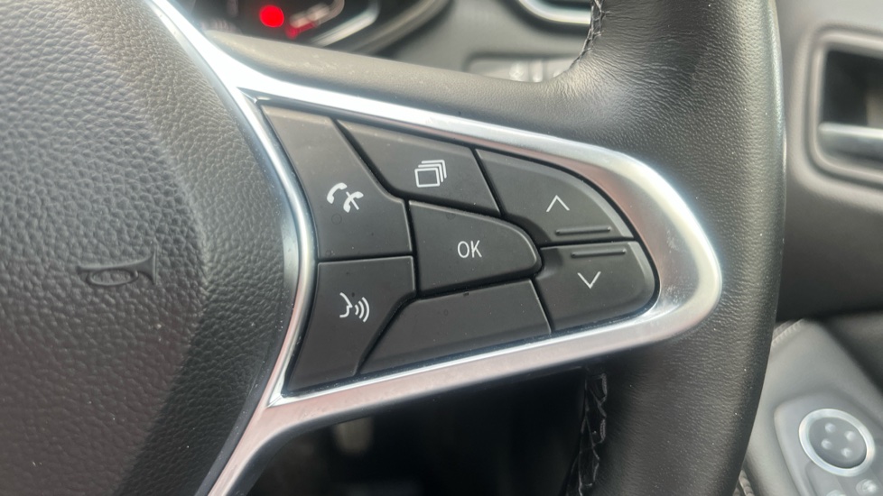 Renault Clio 1.6 E-TECH Hybrid 140 Lutecia SE 5dr Auto Hybrid Hatchback - Image 30