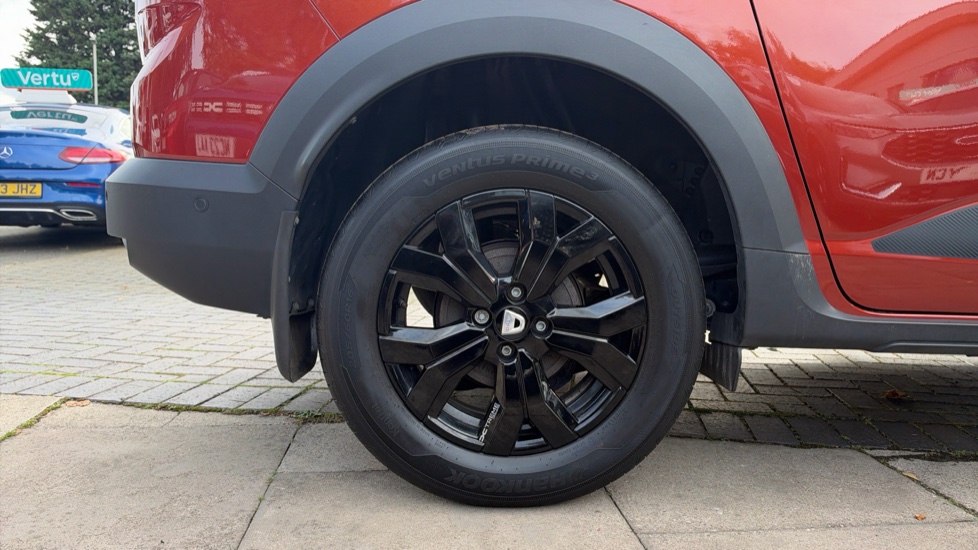 Dacia Jogger 1.0 TCe Extreme SE 5dr Petrol Estate - Image 7