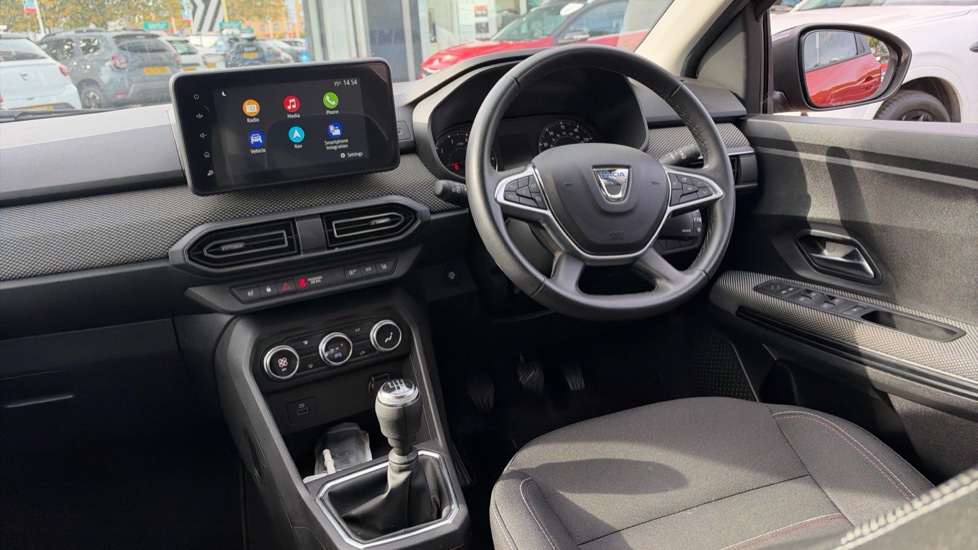 Dacia Jogger 1.0 TCe Extreme SE 5dr Petrol Estate - Image 9
