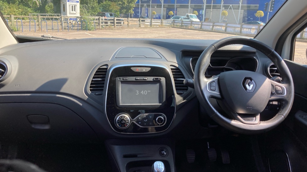 Renault Captur 0.9 TCE 90 Dynamique S Nav 5dr Petrol Hatchback - Image 10