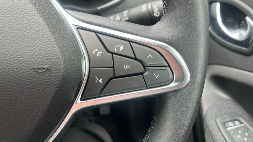 Renault Zoe 100kW Iconic R135 50kWh Boost Charge 5dr Auto Electric Hatchback - Image 32