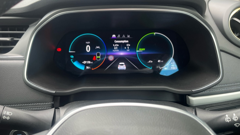 Renault Zoe 100kW Iconic R135 50kWh Boost Charge 5dr Auto Electric Hatchback - Image 33