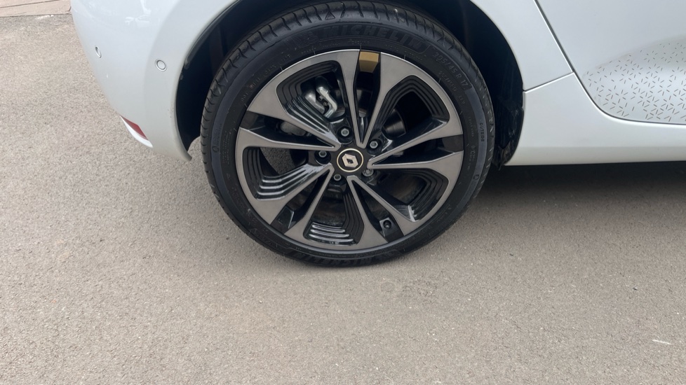 Renault Zoe 100kW Iconic R135 50kWh Boost Charge 5dr Auto Electric Hatchback - Image 37